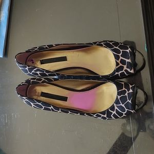 Animal print pumps